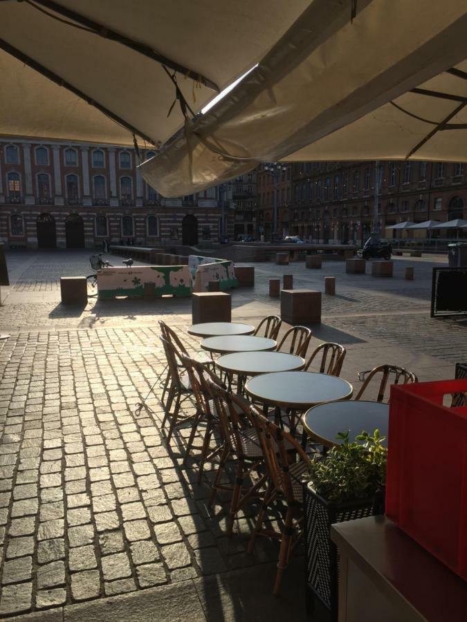 Appartement Toulouse plein centre-jusqu'à 4 personnes-Parking et Petit déjeuner inclus Exterior foto