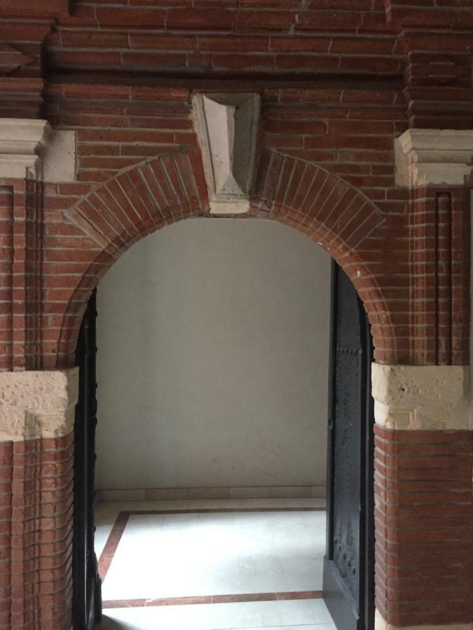 Appartement Toulouse plein centre-jusqu'à 4 personnes-Parking et Petit déjeuner inclus Exterior foto
